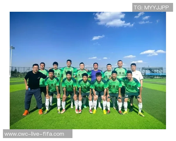 精选足球品牌推荐助你提升球技与比赛体验 精选足球品牌推荐助你提升球技与比赛体验