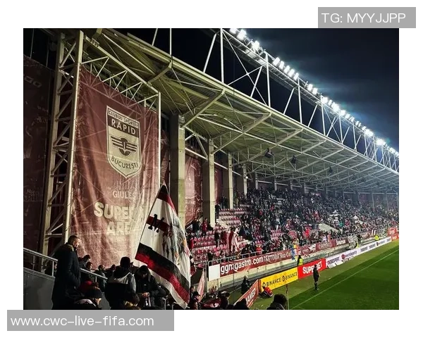 足球写真高清展现球场激情与运动之美的完美结合与瞬间捕捉 足球写真高清展现球场激情与运动之美的完美结合与瞬间捕捉